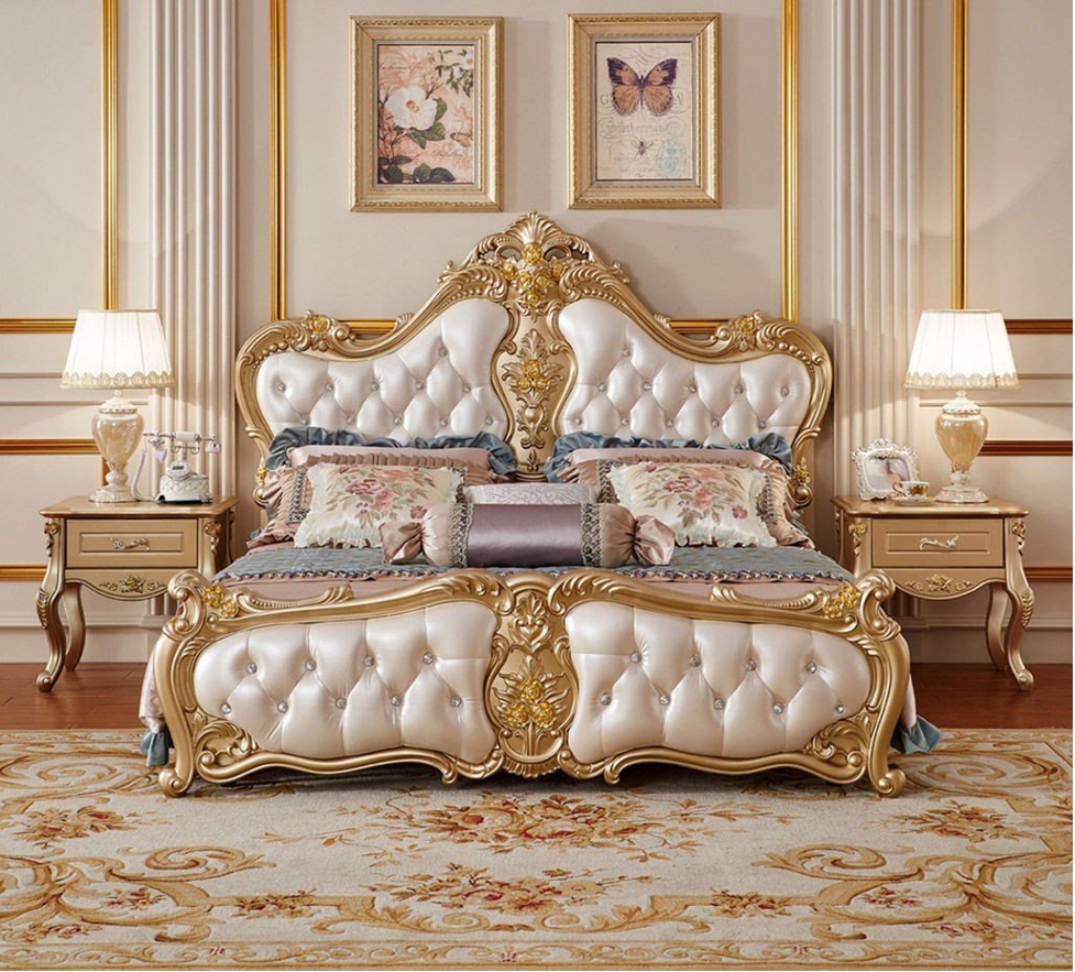 Bố trí phòng ngủ 15m2 theo phong cách bán cổ điển với nội thất nạm vàng